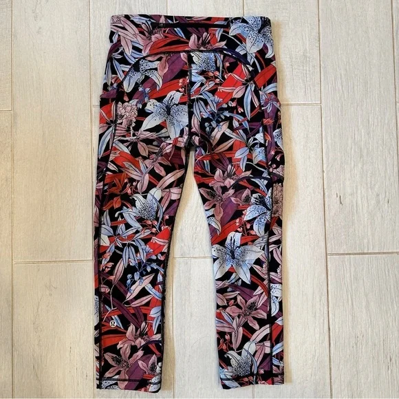 Lululemon Speed Up Crop 21” - Picture 8 of 10